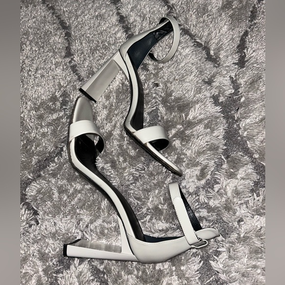 VIA Spiga Italian Leather Sandals Size 8.5M 38.5 Women's White Heeled Luxury - Picture 7 of 13